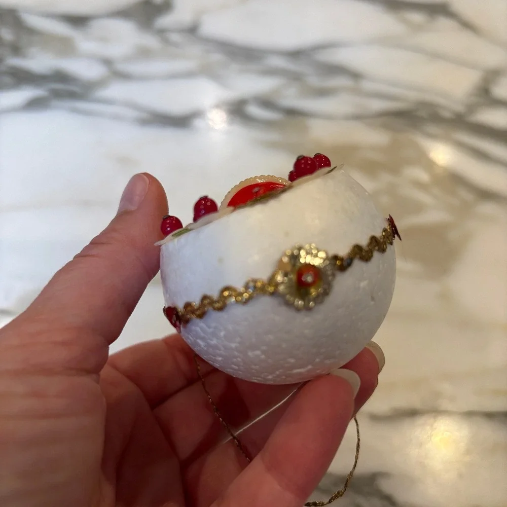 Vintage Diorama Santa Ornament White Egg Sequins Beads Retro